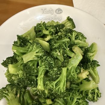 Tasty Dumpling - Sauteed broccoli - Noodles Near Me - Sacramento, California
