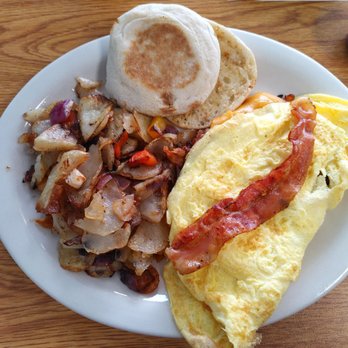 Caffe Connection - 3 egg omelet and potatoes - Cafes Near Me - Spring Hill, Florida