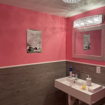 Lux Nails - Loved the pink bathroom - Nail Salons Near Me - Vancouver, Washington