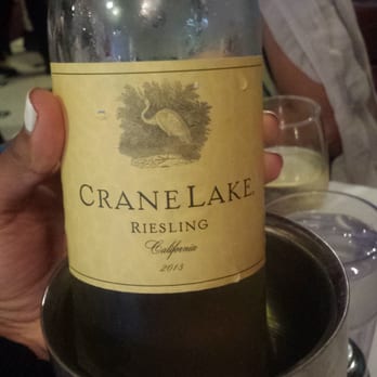 Blue Moon - Italian Near Me - Rockville Centre, New York