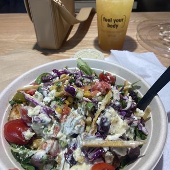 Mezeh - Salad Near Me - Tysons, Virginia