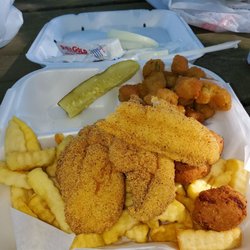 Golden Girls - Catfish dinner