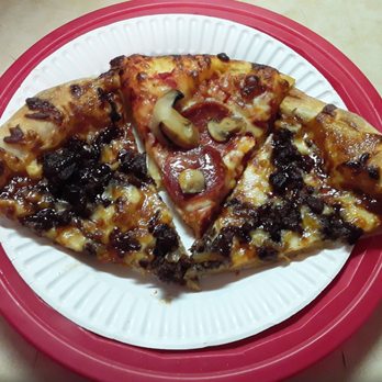Mike and Sons Pizzeria and Restaurant - Bbq Steak Pizza & Pepperoni and Mushrooms pizza - Pizza Near Me - Grindstone, Pennsylvania