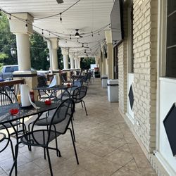 Jefferson's - Patio, dogs are allowed!