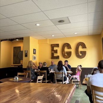 Shorty's Sunflower Cafe - Coffee & Tea Near Me - Pottstown, Pennsylvania