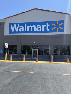 Walmart Supercenter by null