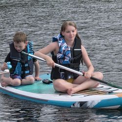 Diamond Lake Resort - Paddle board