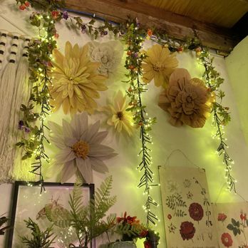 Tansy - Home Decor Near Me - Burbank, California