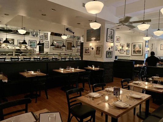 Mermaid Oyster Bar Times Square by null