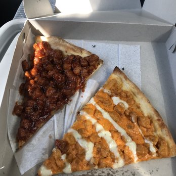 Mark's Red Hook Pizza - Pizza Near Me - Brooklyn, New York