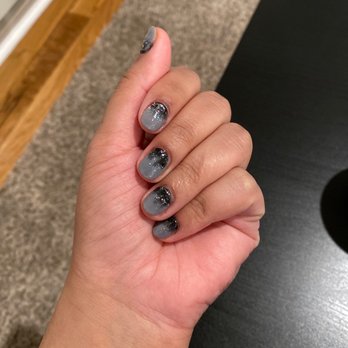 Red Lotus Spa & Nails - Ombré dip nails - great customer service, but I wish it was more blended - Nail Salons Near Me - Philadelphia, Pennsylvania