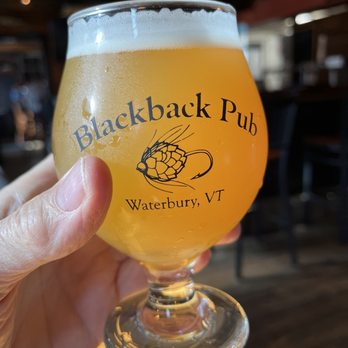 Blackback Pub - Nice IPA - Pubs Near Me - Waterbury, Vermont