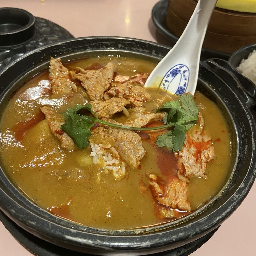 Curry Leaf - Beef Curry - Thai Near Me - Eureka, California