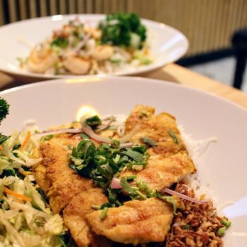 Cây Tre - Fleisch mit Gemüse und Reis - Vietnamese Near Me - Bonn, NW