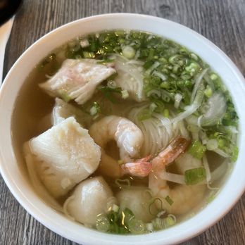 Oasis Vietnamese Cuisine - 12. Seafood Noodle Soup - Vietnamese Near Me - Pacifica, California Oasis Vietnamese Cuisine - 12. Seafood Noodle Soup - Vietnamese Near Me - Pacifica, California