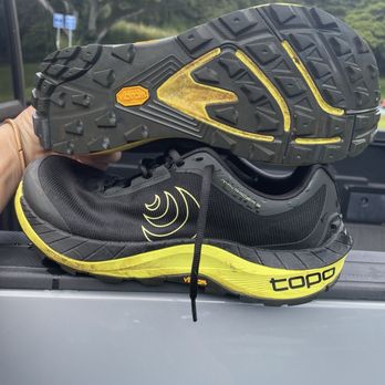 Uyeda Shoe Store - TOPO Mountaineer 3 Trail Shoe 1/17/25 Kamana Nui Trail was Good Muddy Fun! - Shoe Stores Near Me - Honolulu, Hawaii Uyeda Shoe Store - TOPO Mountaineer 3 Trail Shoe 1/17/25 Kamana Nui Trail was Good Muddy Fun! - Shoe Stores Near Me - Honolulu, Hawaii