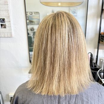 Sand Dollar Salon - Best haircuts for women & blonde highlights - Hair Salons Near Me - Manhattan Beach, California Sand Dollar Salon - Best haircuts for women & blonde highlights - Hair Salons Near Me - Manhattan Beach, California