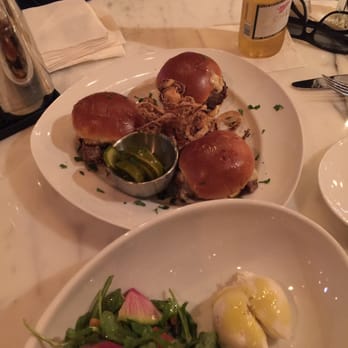 1959 Kitchen & Bar - Sliders - American Near Me - Chicago, Illinois