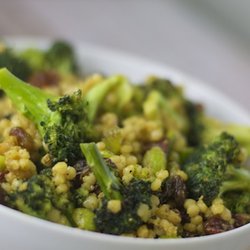 Meez Meals - Broccoli with Curried Couscous