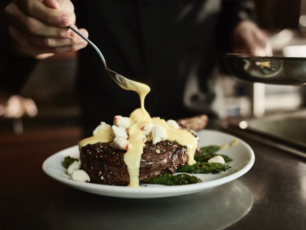 Fleming’s Prime Steakhouse & Wine Bar