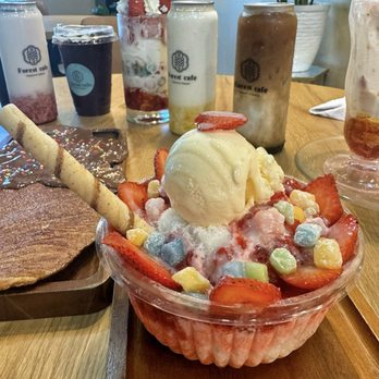 Forest Cafe - Strawberry Bingsoo - Desserts Near Me - Duluth, Georgia
