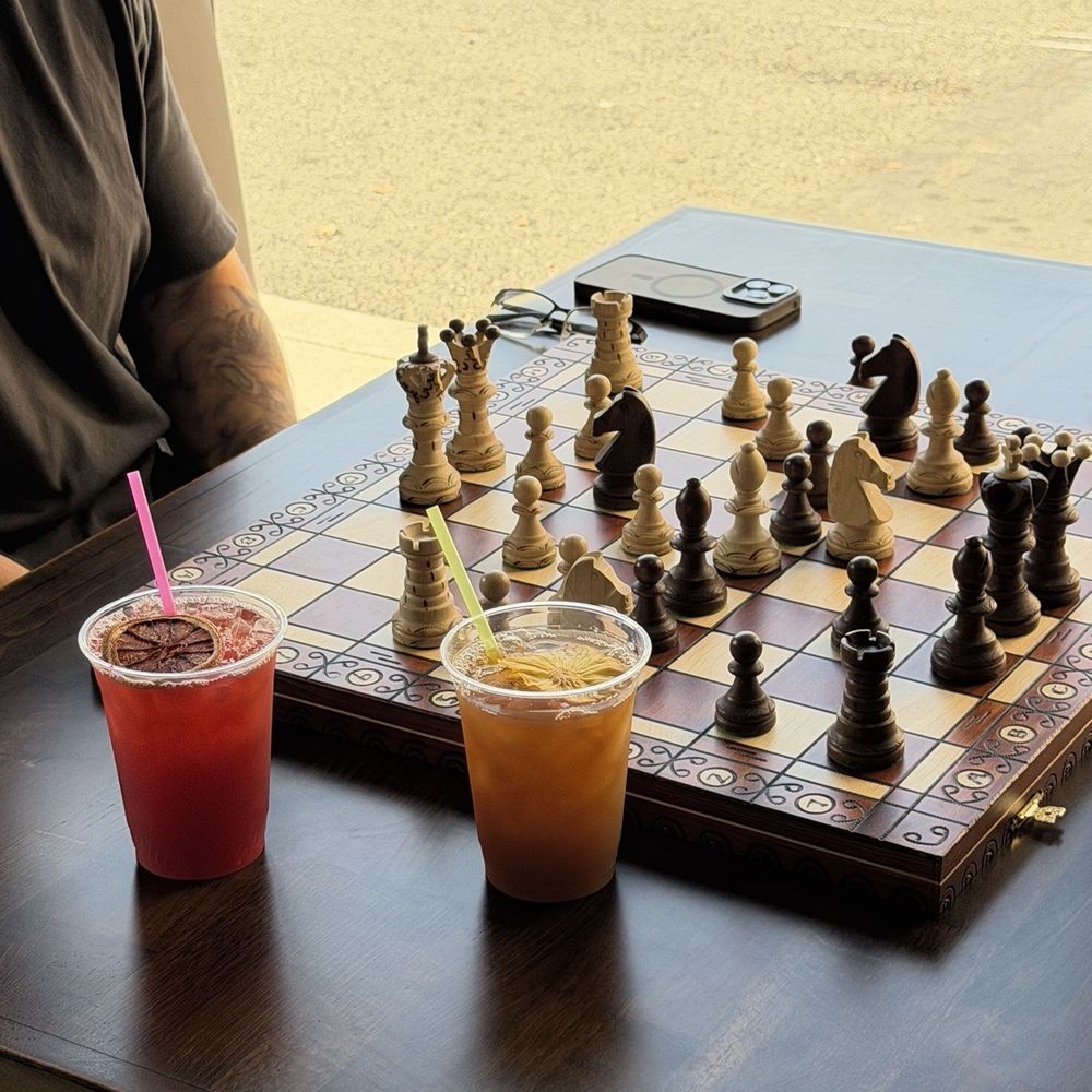 Cali Tea - Chess game - Coffee & Tea Near Me - Long Beach, California