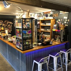 Fog Haus Vape Lounge - Disposables, Salt nic and more!