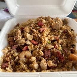 Combination fried rice ... no flavor just bland