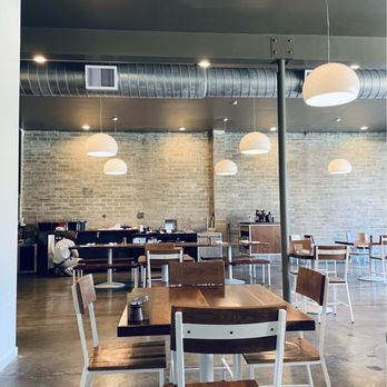 Masullo - Inside - Pizza Near Me - Sacramento, California