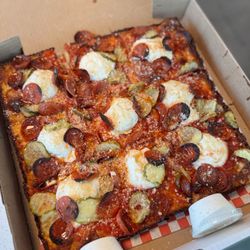 Ranch Pizza - Beaverton - Honey i shrunk the pickle whole pie