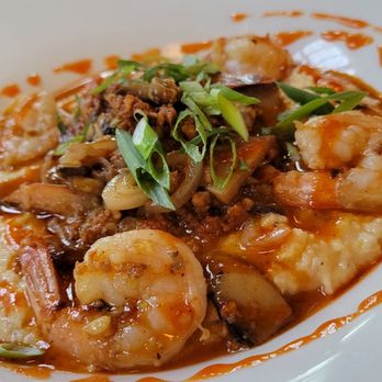 Eris Brewery and Cider House - Shrimp and Grits - Cideries Near Me - Chicago, Illinois