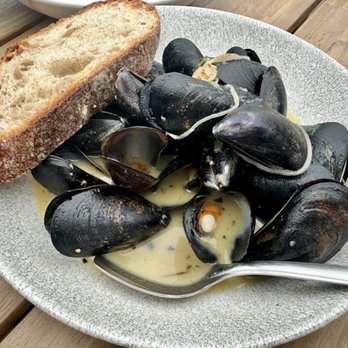 Oak to Ember - Mussels - Seafood Near Me - Gloucester, Massachusetts