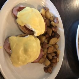 Eggs Benedict
