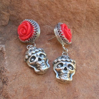 Santa Fe Silverworks - Hand carved coral and sterling silver Mi Vida Loca skull - Jewelry Near Me - Santa Fe, New Mexico