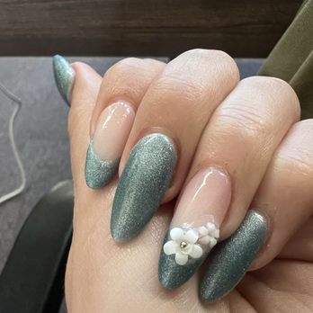 In-Style Nails & Spa - Not cat eye as requested - Nail Salons Near Me - Covina, California In-Style Nails & Spa - Not cat eye as requested - Nail Salons Near Me - Covina, California