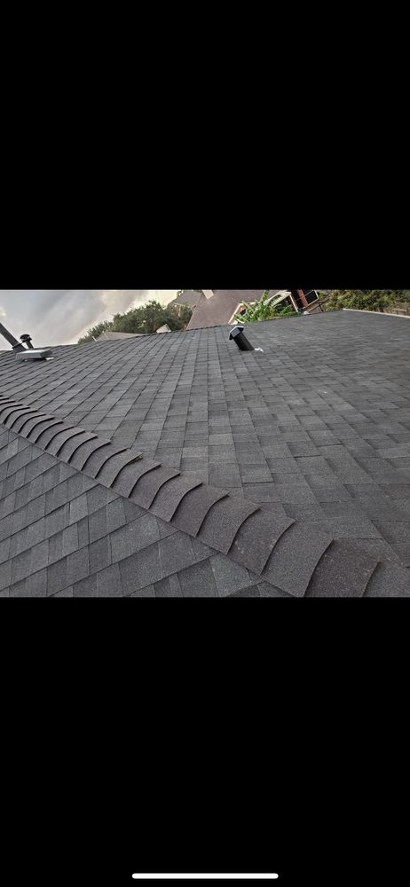 Slide of Randal’s Roofing