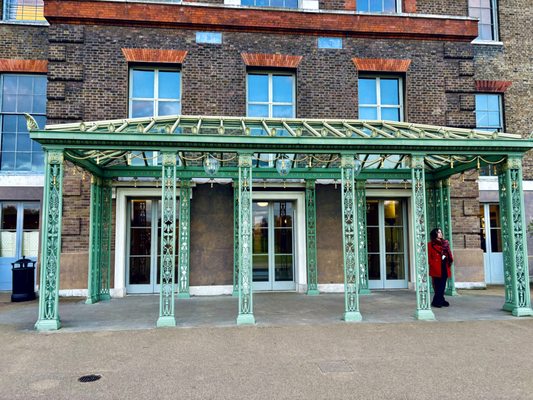 Kensington Palace by null