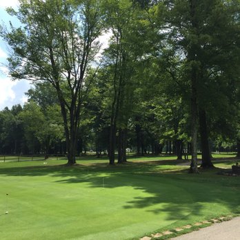 Bedford Trails Golf Course - Golf Near Me - Lowellville, Ohio Bedford Trails Golf Course - Golf Near Me - Lowellville, Ohio