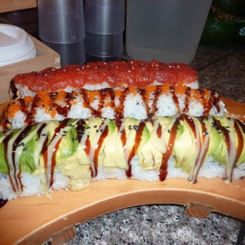 Sushi Maki - Love their presentation. - Sushi Bars Near Me - Seattle, Washington Sushi Maki - Love their presentation. - Sushi Bars Near Me - Seattle, Washington