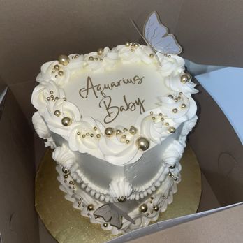 El Girasol Bakery - Birthday cake - Bakeries Near Me - New York, New York El Girasol Bakery - Birthday cake - Bakeries Near Me - New York, New York