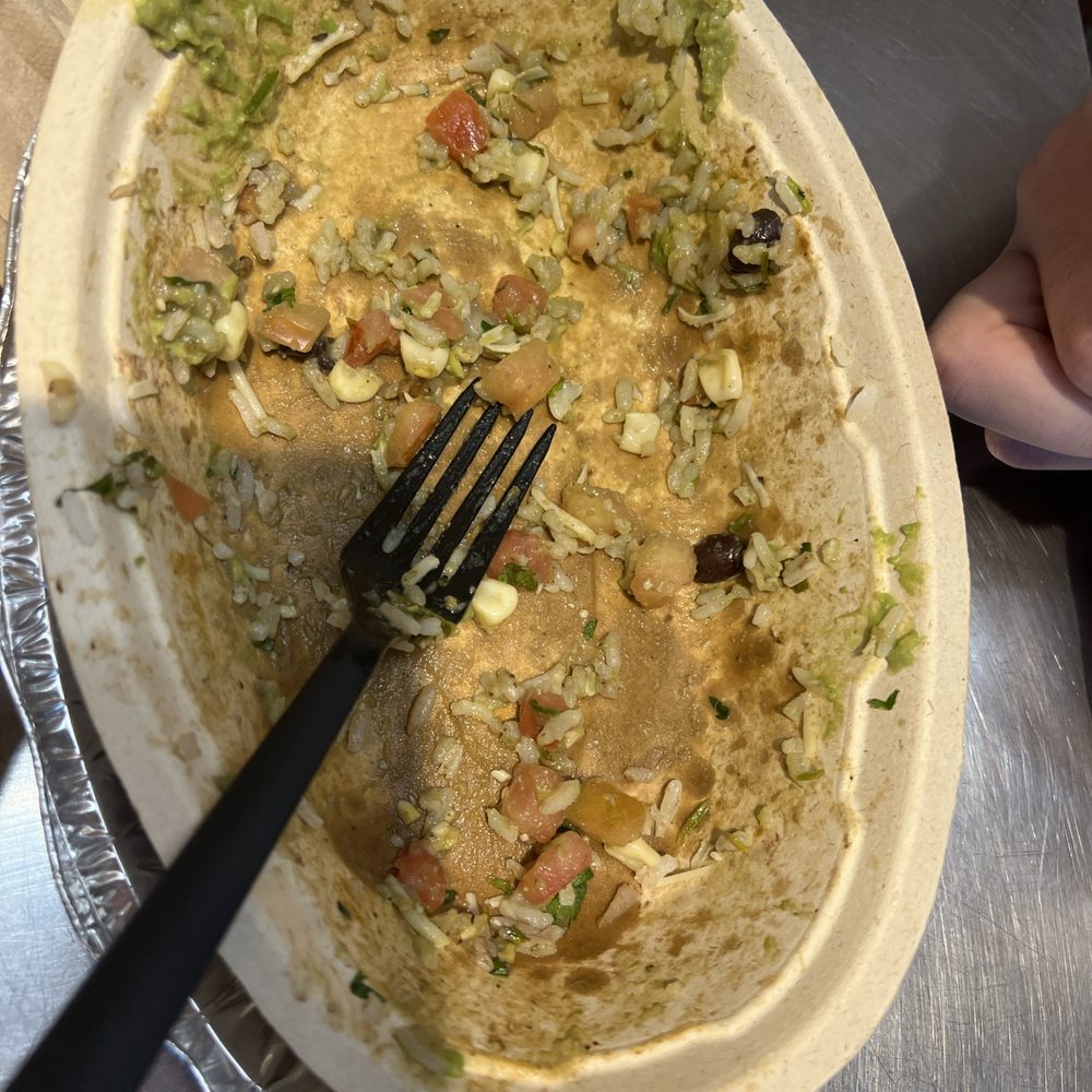 Chipotle Mexican Grill - Mexican Near Me - Bloomfield Hills, Michigan