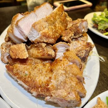 Side Street Inn - Da ' Famous Pan Fried Island Pork Chops - Hawaiian Near Me - Honolulu, Hawaii Side Street Inn - Da ' Famous Pan Fried Island Pork Chops - Hawaiian Near Me - Honolulu, Hawaii