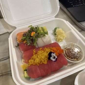 Sushi Badaya - Rainbow Roll & Wild Tuna - Sushi Bars Near Me - Highland Park, Illinois Sushi Badaya - Rainbow Roll & Wild Tuna - Sushi Bars Near Me - Highland Park, Illinois
