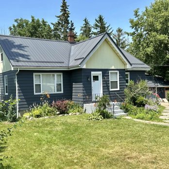 Moffatt Bros Roofing - Metal Roof Replacement | Moffatt Bros. Roofing LTD. - Roofing Near Me - Cobourg, Ontario Moffatt Bros Roofing - Metal Roof Replacement | Moffatt Bros. Roofing LTD. - Roofing Near Me - Cobourg, Ontario
