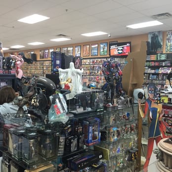 Coliseum of Comics - Interior - Comic Books Near Me - Orlando, Florida