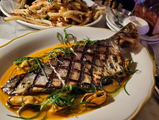 Riviera Ottawa by null