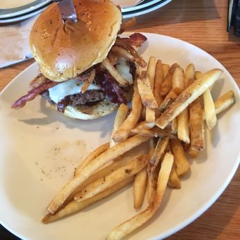 Applebee's Grill + Bar - American Near Me - Nicholasville, Kentucky