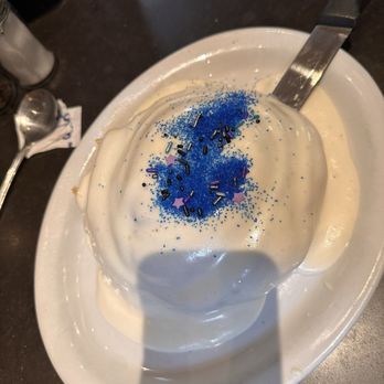 Herm's Inn - Aggie cinnamon roll ( for graduation) - Breakfast & Brunch Near Me - Logan, Utah