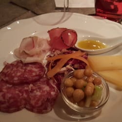 Agriturismo Casa AL Campo di Tisi / Stefano - The antipasto starter