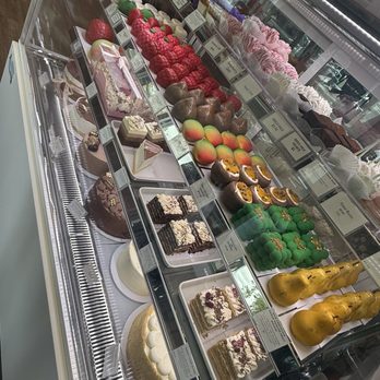 Home Macaron Bakery - Desserts Near Me - Vancouver, Washington Home Macaron Bakery - Desserts Near Me - Vancouver, Washington
